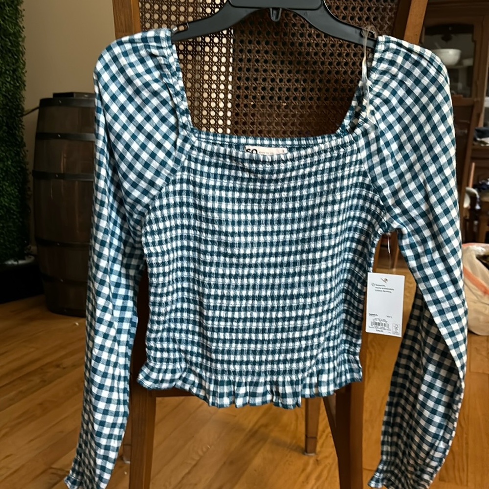 Cropped long sleeve
